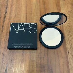 NARS Soft Matte Advanced Perfecting Powder